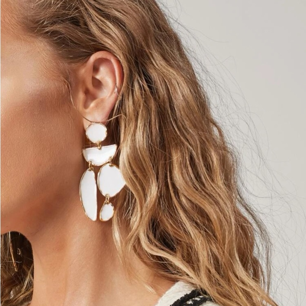 GoddessStyle Glam Gold & White Enamel Dangle Drop Lightweight StatementEโฆ - Picture 5 of 16